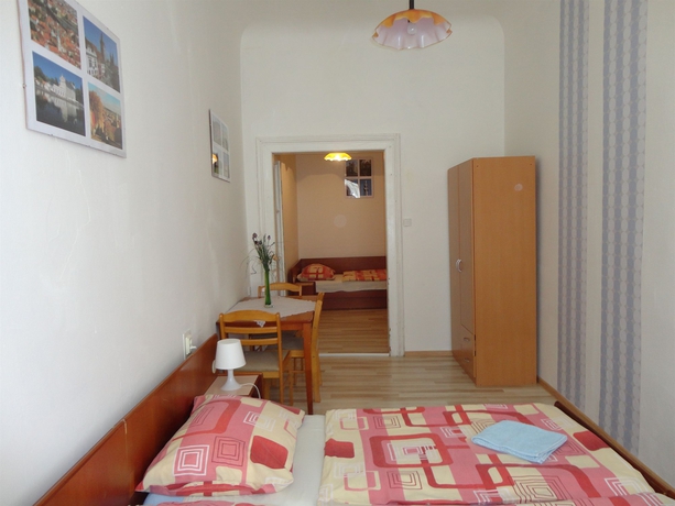 Imagen de la habitación del Pensión Tara, Praga. Foto 8