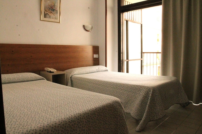 Imagen de la habitación del Pensión Terminal, Málaga. Foto 10