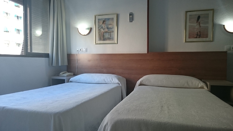 Imagen de la habitación del Pensión Terminal, Málaga. Foto 14