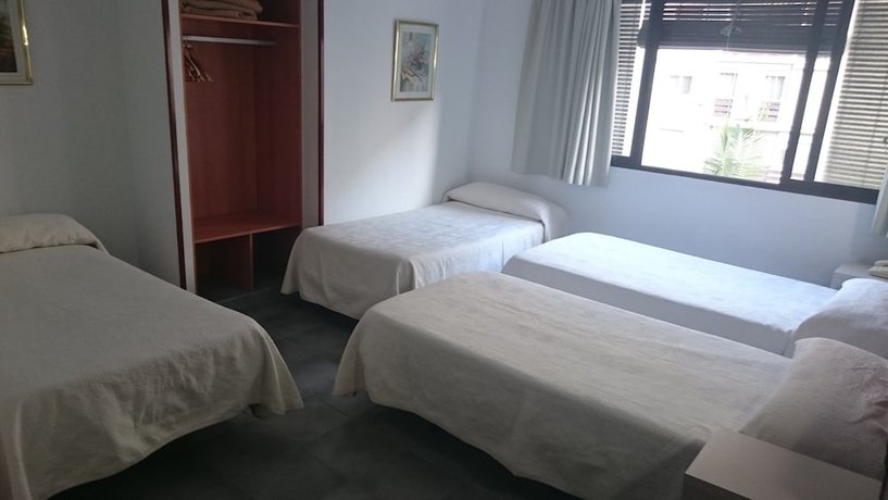 Imagen de la habitación del Pensión Terminal, Málaga. Foto 16