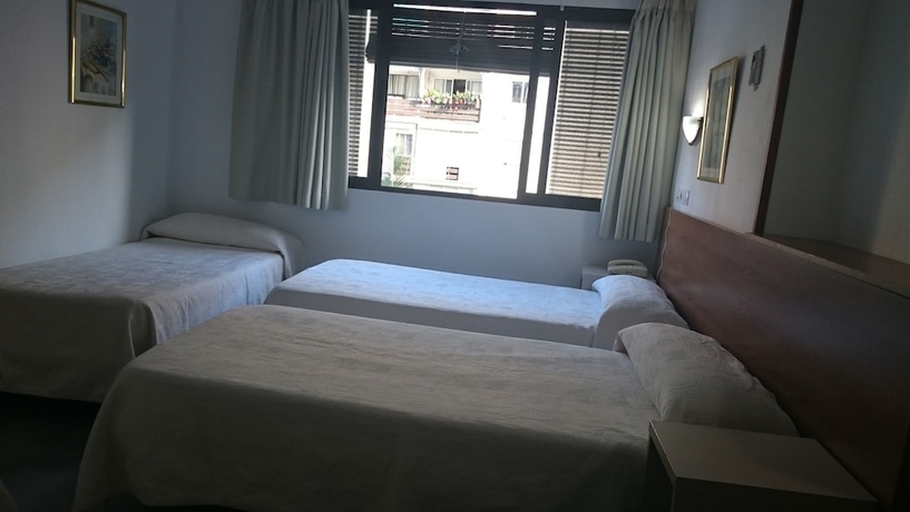 Imagen de la habitación del Pensión Terminal, Málaga. Foto 17