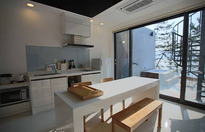 Imagen de la habitación del Pensión The Hill Pool Villa Pension. Foto 3