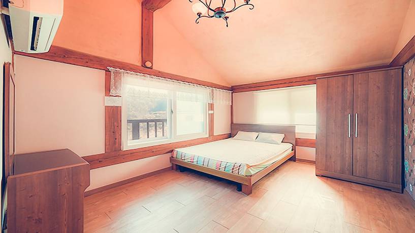 Imagen de la habitación del Pensión Tongyeong Ye Hyang. Foto 11