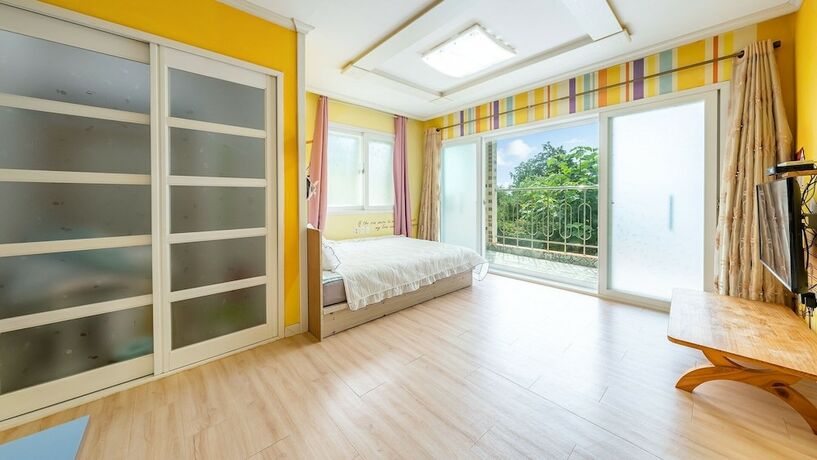 Imagen de la habitación del Pensión Tongyoung Blue House Spa. Foto 14