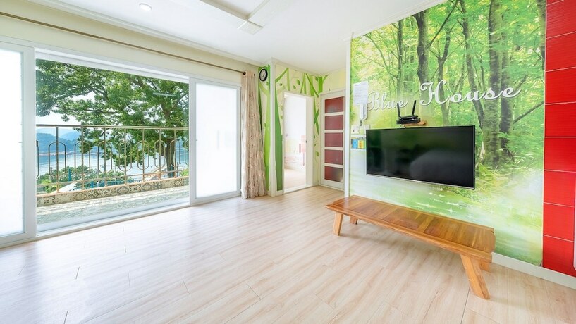 Imagen de la habitación del Pensión Tongyoung Blue House Spa. Foto 19
