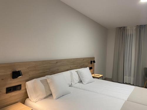 Imagen de la habitación del Pensión URBAN, Melide. Foto 4