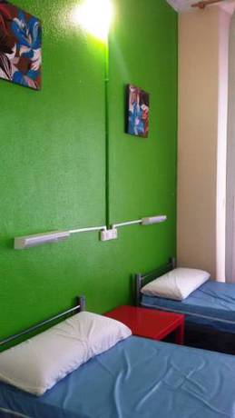 Imagen de la habitación del Pensión Universal, Valencia. Foto 7