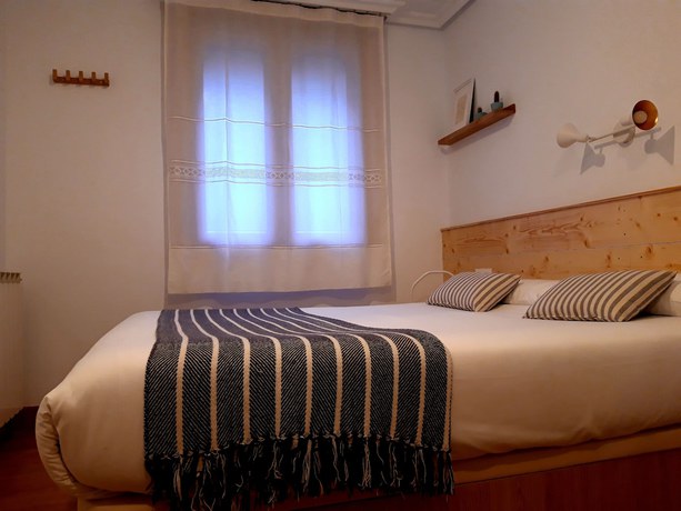 Imagen de la habitación del Pensión Urkia. Foto 13
