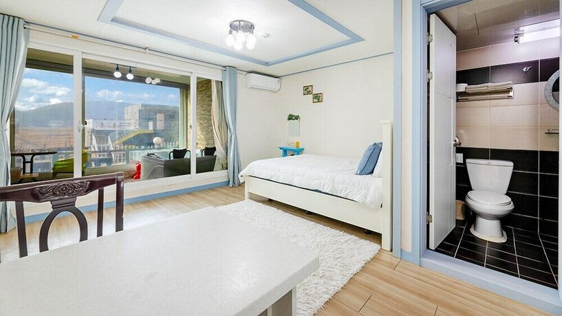 Imagen de la habitación del Pensión Varo. Foto 11