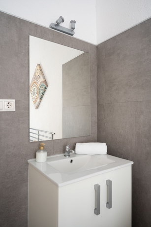 Imagen de la habitación del Pensión Venecia Gomerez. Foto 13