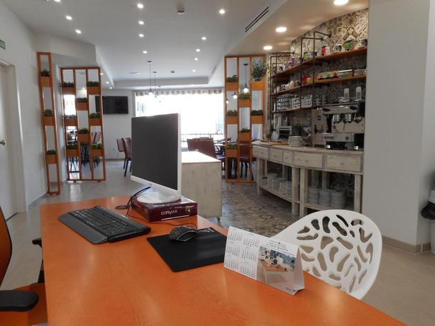 Imagen de los interiores del Pensión Venecia, Pinto. Foto 16