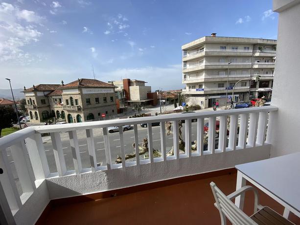 Imagen de los exteriores del Pensión Venus, Nigr&aacute;n. Foto 22