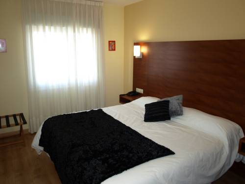 Imagen de la habitación del Pensión Viella Asturias. Foto 6