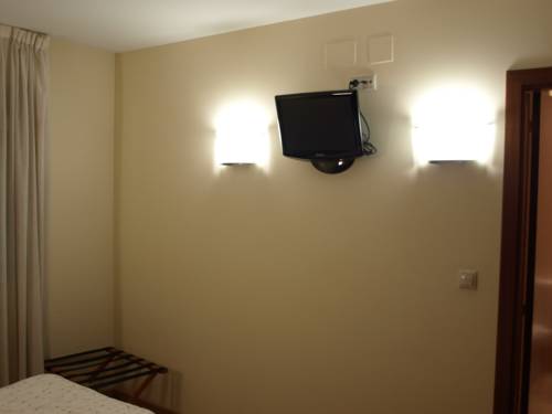 Imagen de la habitación del Pensión Viella Asturias. Foto 10