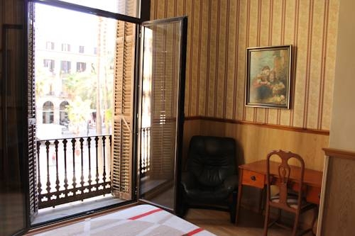 Imagen general del Pensión Villanueva, CIUTAT VELLA/ EL RAVAL. Foto 2