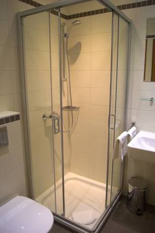 Imagen de la habitación del Pensión Weingut & Zum Seeblick Familie Sattler. Foto 13