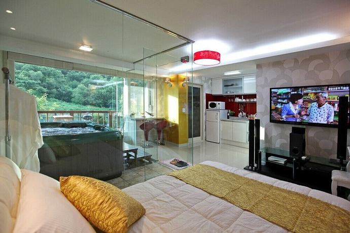 Imagen de la habitación del Pensión White house on the lake. Foto 18