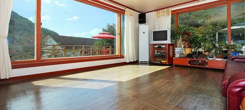 Imagen de la habitación del Pensión Window To The Sky Pension. Foto 15