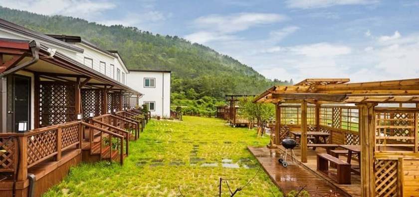 Imagen de los exteriores del Pensión Wuyeon and Inyeon. Foto 13