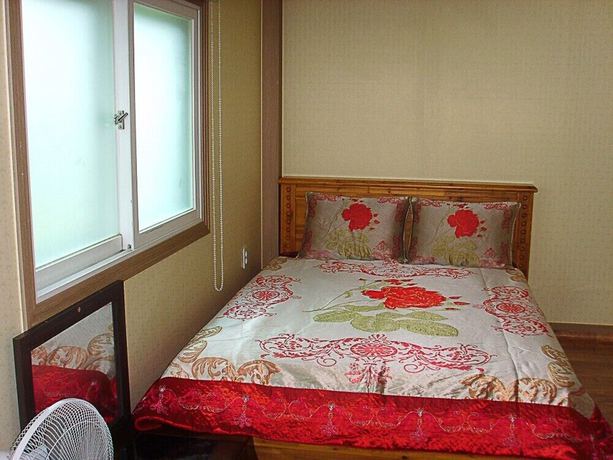 Imagen de la habitación del Pensión Yeoul. Foto 9