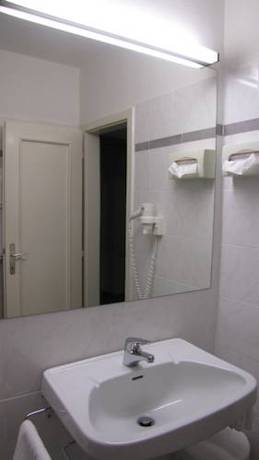 Imagen de la habitación del Pensión Zum Burggr&auml;fler. Foto 5