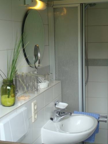 Imagen de la habitación del Pensión y Apartments am Bergsee. Foto 4