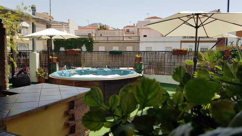 Imagen de los exteriores del Pousada Alpujarra Sol. Foto 17