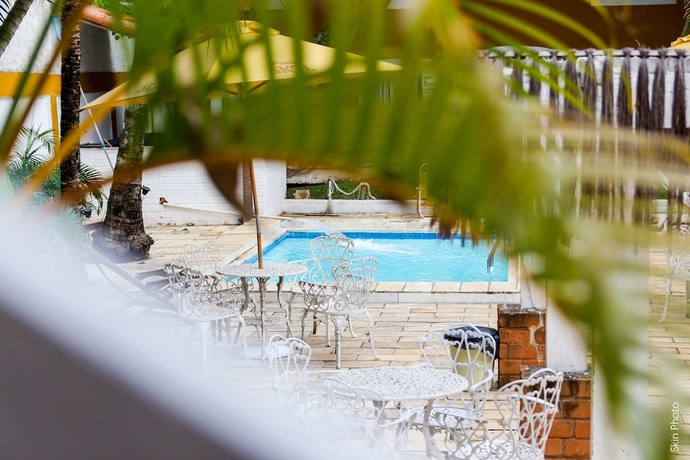 Imagen de la piscina del Pousada B&uacute;zios Colinas. Foto 16