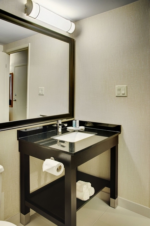 Imagen de la habitación del Pousada Comfort Inn Hamilton - Stoney Creek. Foto 8