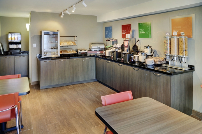 Imagen del bar/restaurante del Pousada Comfort Inn Hamilton - Stoney Creek. Foto 4