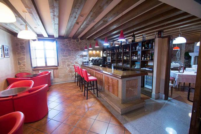 Imagen del bar/restaurante del Pousada De Dona Urraca. Foto 2
