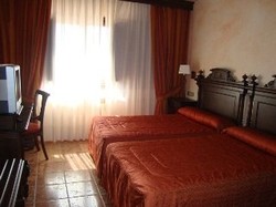 Imagen de la habitación del Pousada El Palomar, SANTA COLOMBA DE LAS CARABIAS. Foto 6