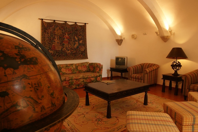 Imagen de los interiores del Pousada Pousada Castelo De Alvito - Historic Hotel. Foto 18