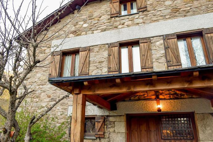 Imagen de los exteriores del Pousada Real El Rinc&oacute;n de Babia. Foto 3