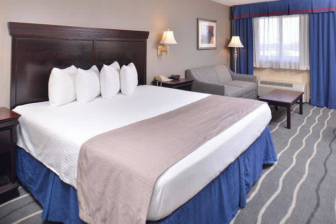 Imagen de la habitación del Pousada Red Roof Inn & Suites Irving. Foto 3