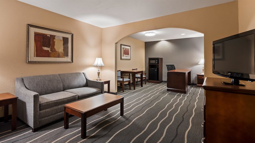 Imagen de la habitación del Pousada Red Roof Inn & Suites Irving. Foto 11