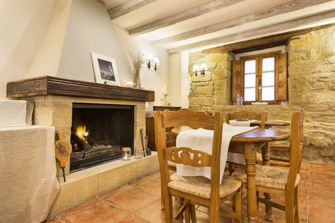 Imagen de la habitación del Pousada Rusticae De Uncastillo. Foto 13