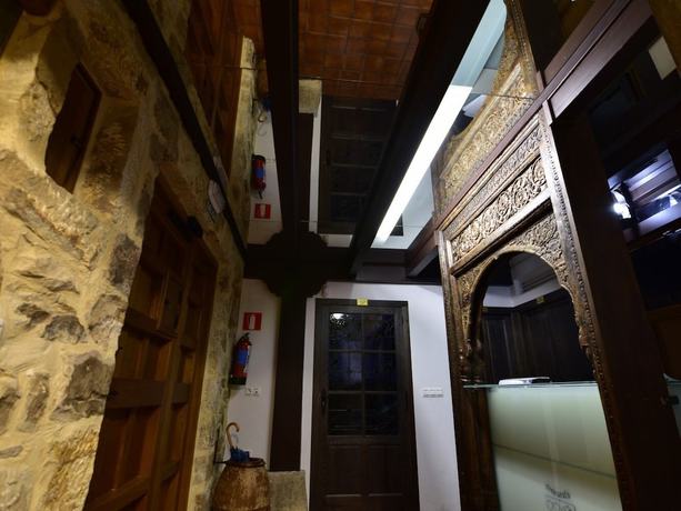 Imagen de los interiores del Pousada y Apartamentos Trebuesto de Guriezo. Foto 16