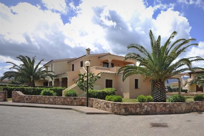 Imagen general del Residencia Ambra, San Teodoro . Foto 12