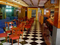 Imagen del bar/restaurante del Residencia Arti II. Foto 4