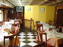 Imagen del bar/restaurante del Residencia Arti II. Foto 5