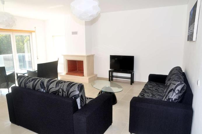 Imagen de los interiores del Residencia Astramar. Foto 9