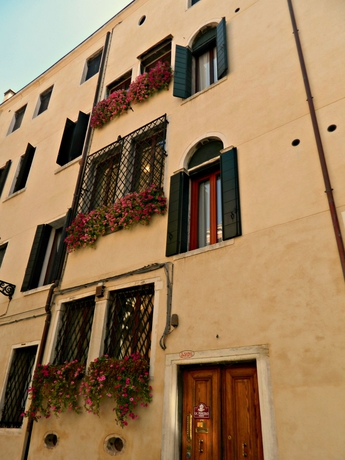 Imagen de los exteriores del Residencia Ca' Foscolo Residence. Foto 7