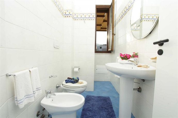 Imagen de la habitación del Residencia Camarò Favignana. Foto 4