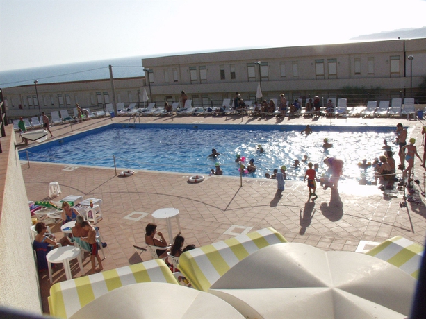 Imagen de la piscina del Residencia Costa Makauda Residence. Foto 8