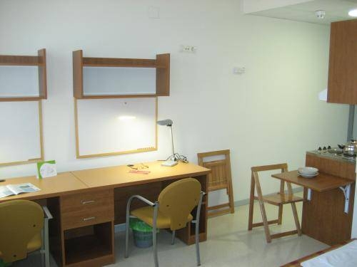 Imagen general del Residencia De Estudiantes Fernando Villalon. Foto 11