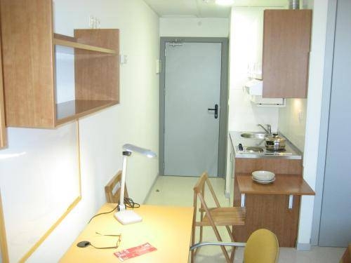 Imagen general del Residencia De Estudiantes Fernando Villalon. Foto 14