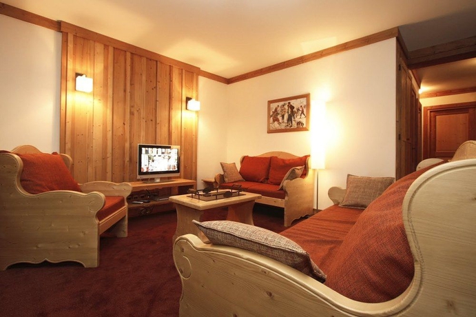 Imagen de los interiores del Residencia Gol&eacute;on Val Ecrins. Foto 14
