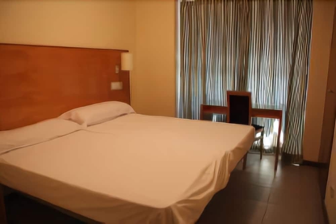 Imagen de la habitación del Residencia Hispania, Carabanchel. Foto 7