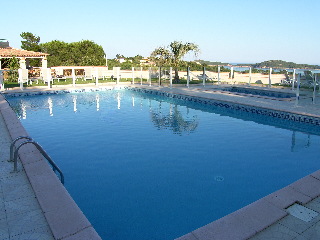 Imagen de la piscina del Residencia H&ocirc;tel U Paesolu. Foto 8